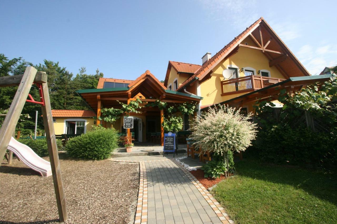 Riegler'S Buschenschank Fürstenfeld Kültér fotó